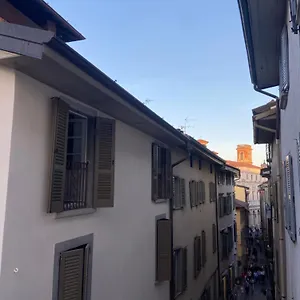 Colleoni 20 , Bérgamo Itália